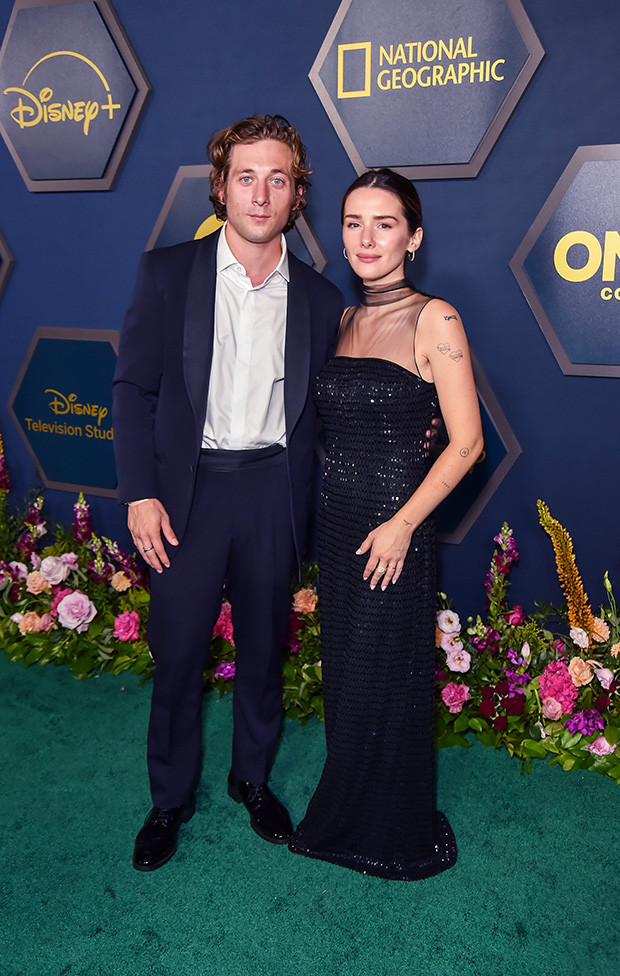 Jeremy Allen White: новости о личной жизни акте