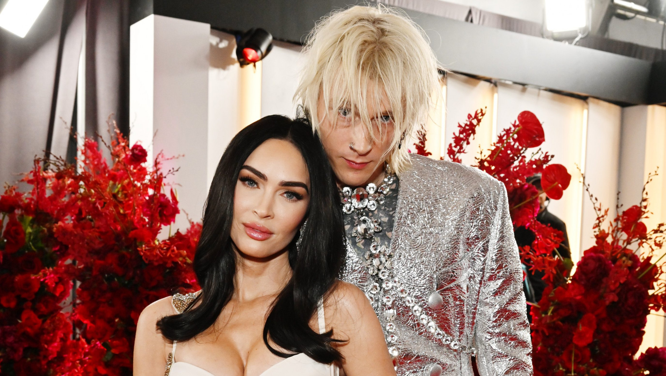 Megan Fox и Machine Gun Kelly: новости о беременнос