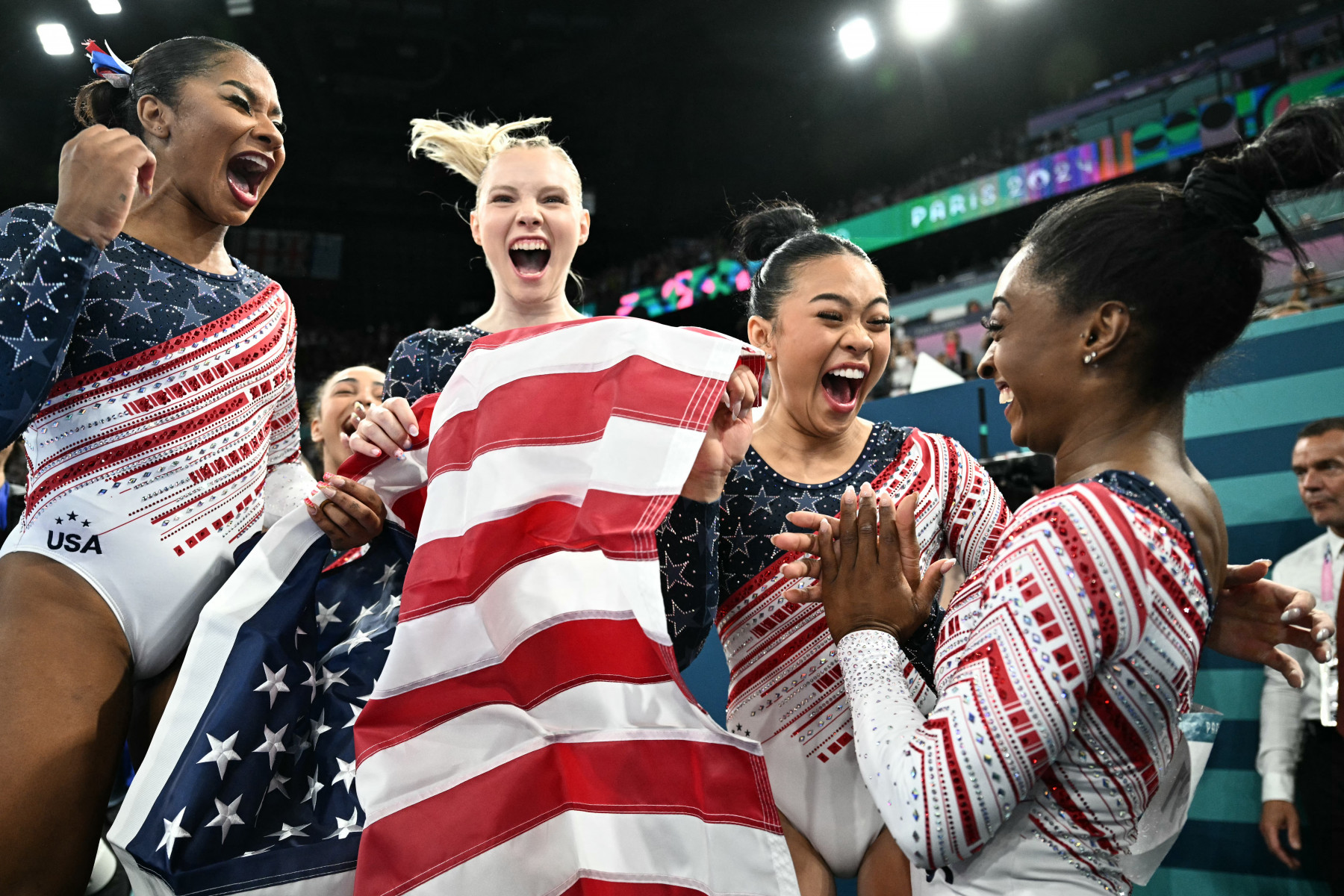 Team USA победила в женской гимнастике че