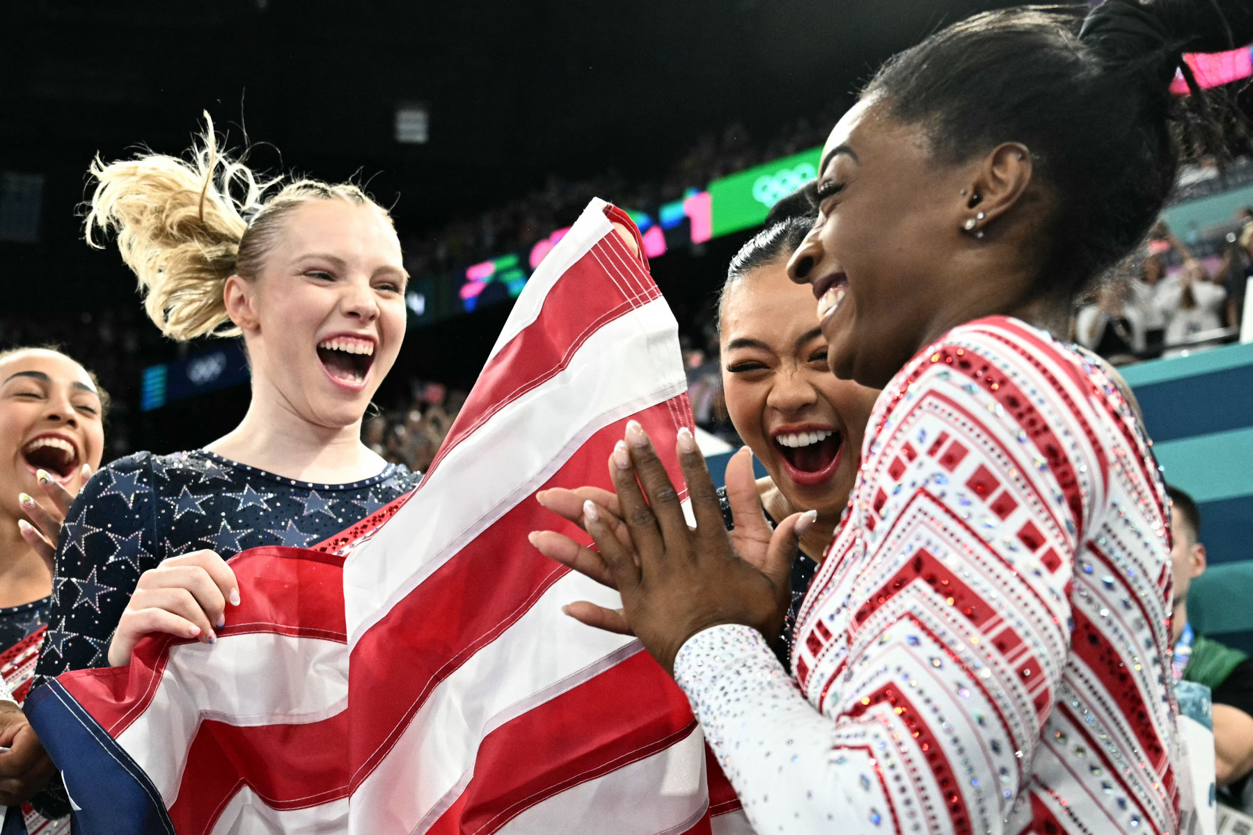 Team USA победила в женской гимнастике че