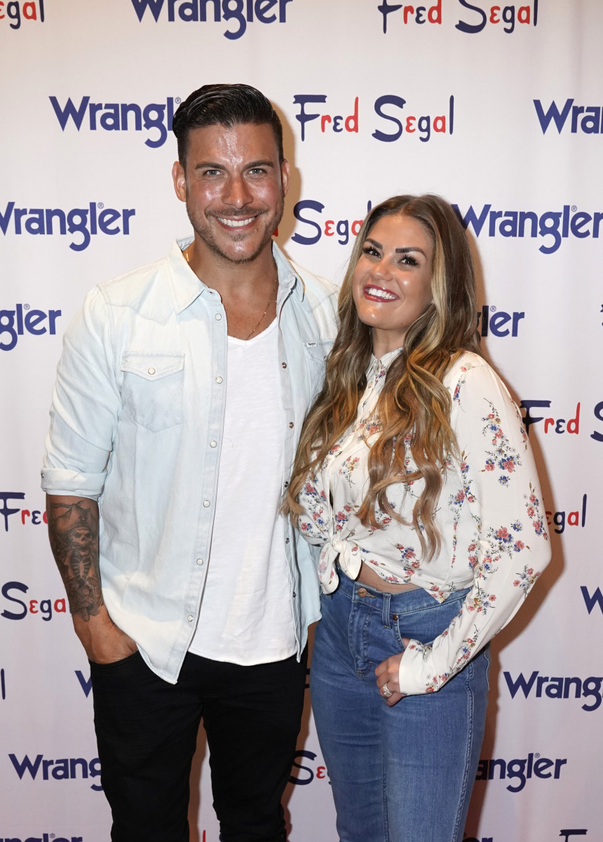 Jax Taylor ищет лечение в стационаре после