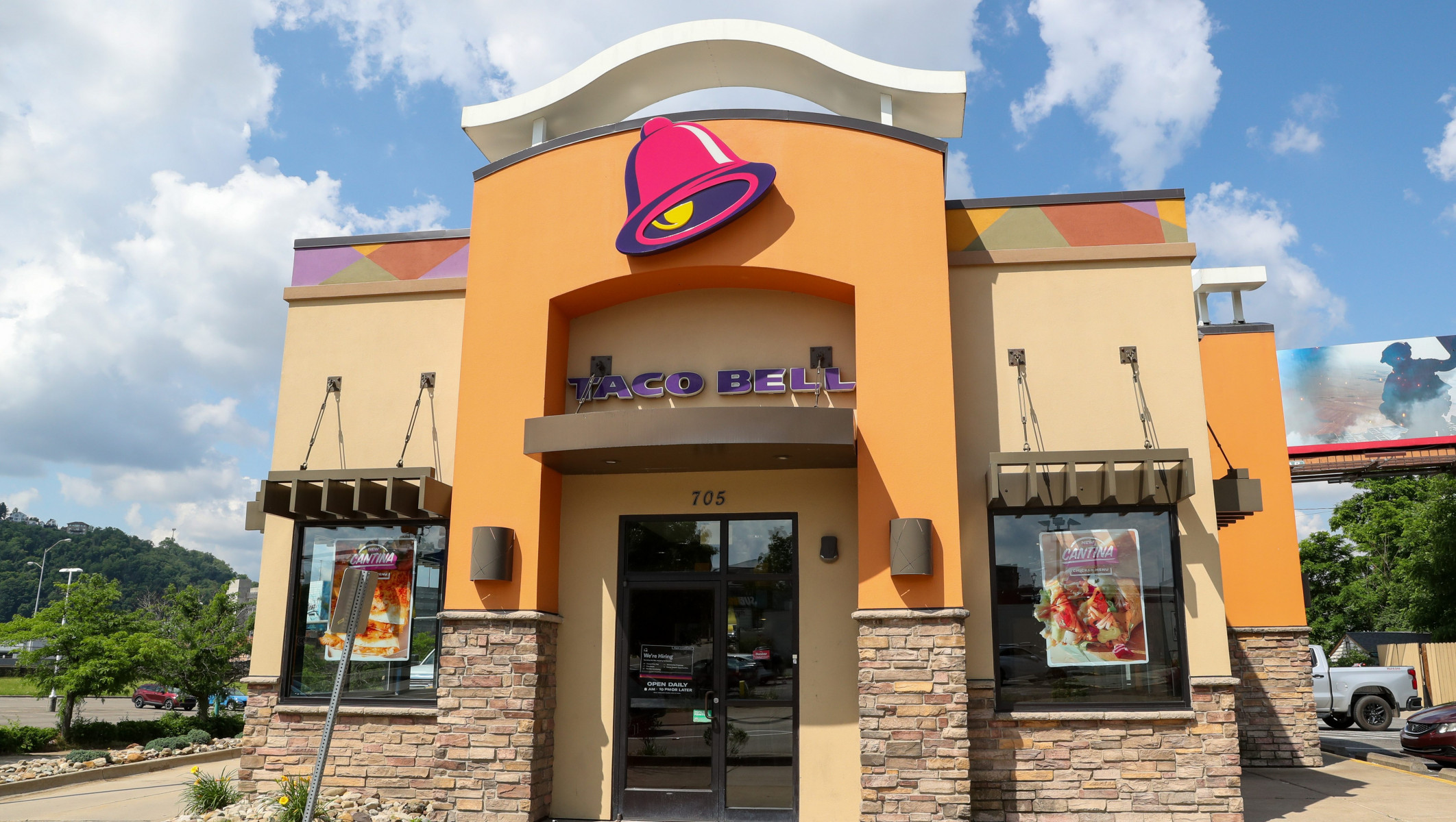 Taco Bell отмечает 20-летие Baja Blast с огранич