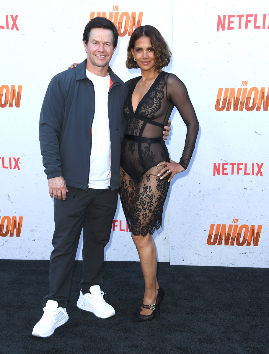 «The Union: новый фильм с Холли Берри и М