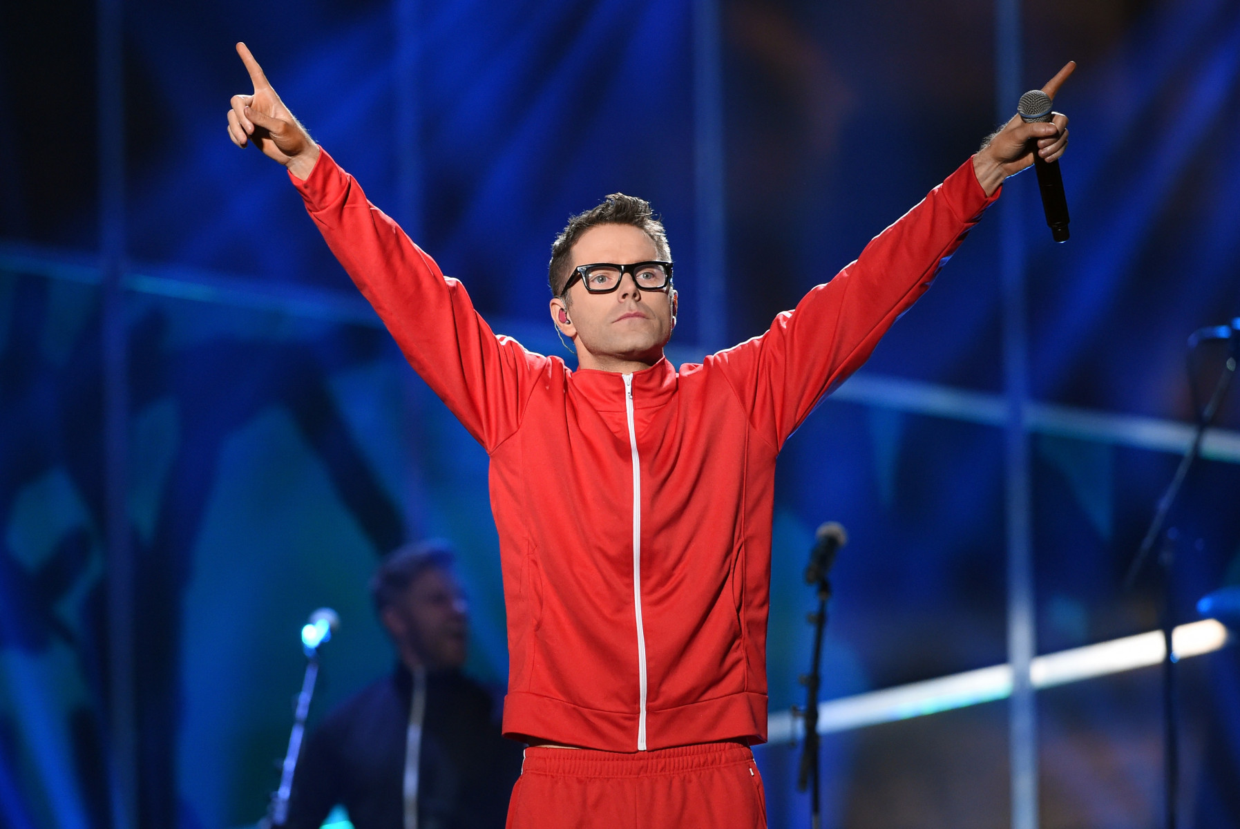Bobby Bones не даст удовольствия никому уви