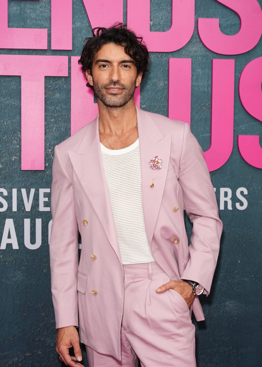 Justin Baldoni поддержал выживших от домашне