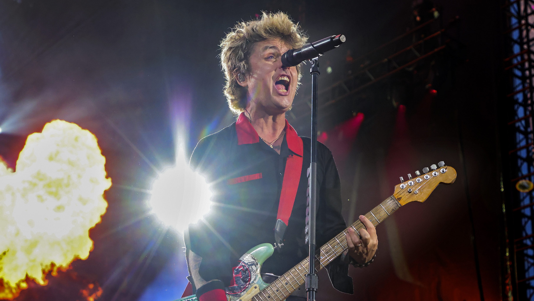 Инцидент на концерте Green Day в Детройте: