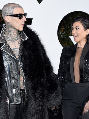 Kourtney Kardashian и Travis Barker шутят и дразнят др