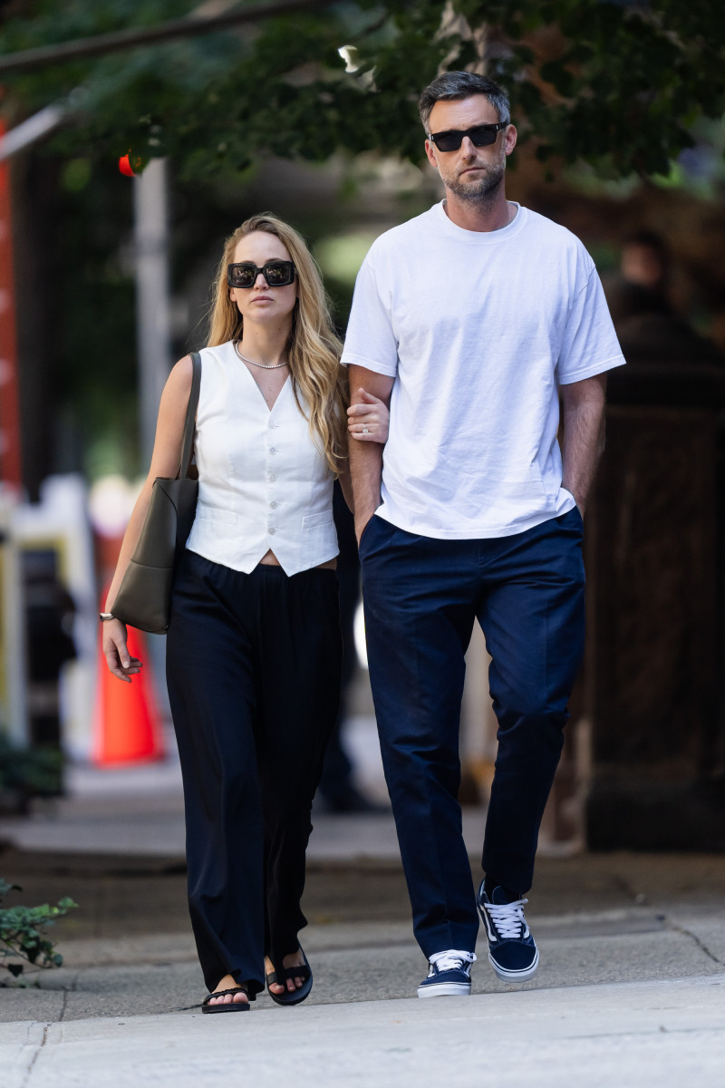 Jennifer Lawrence и ее муж, Cooke Maroney, ждут второг
