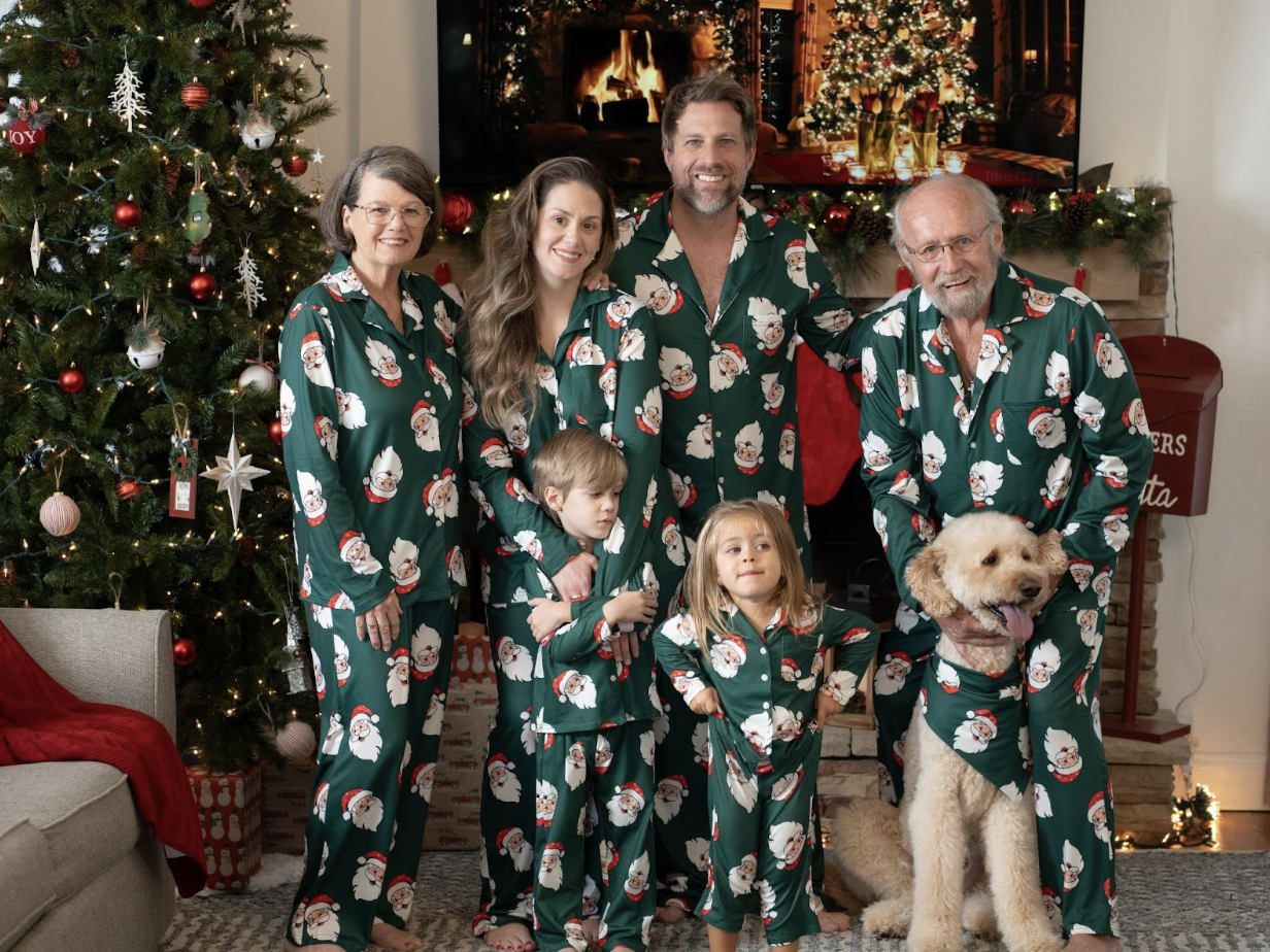 Matching family Christmas pajamas: a festive tradition for lasting mem