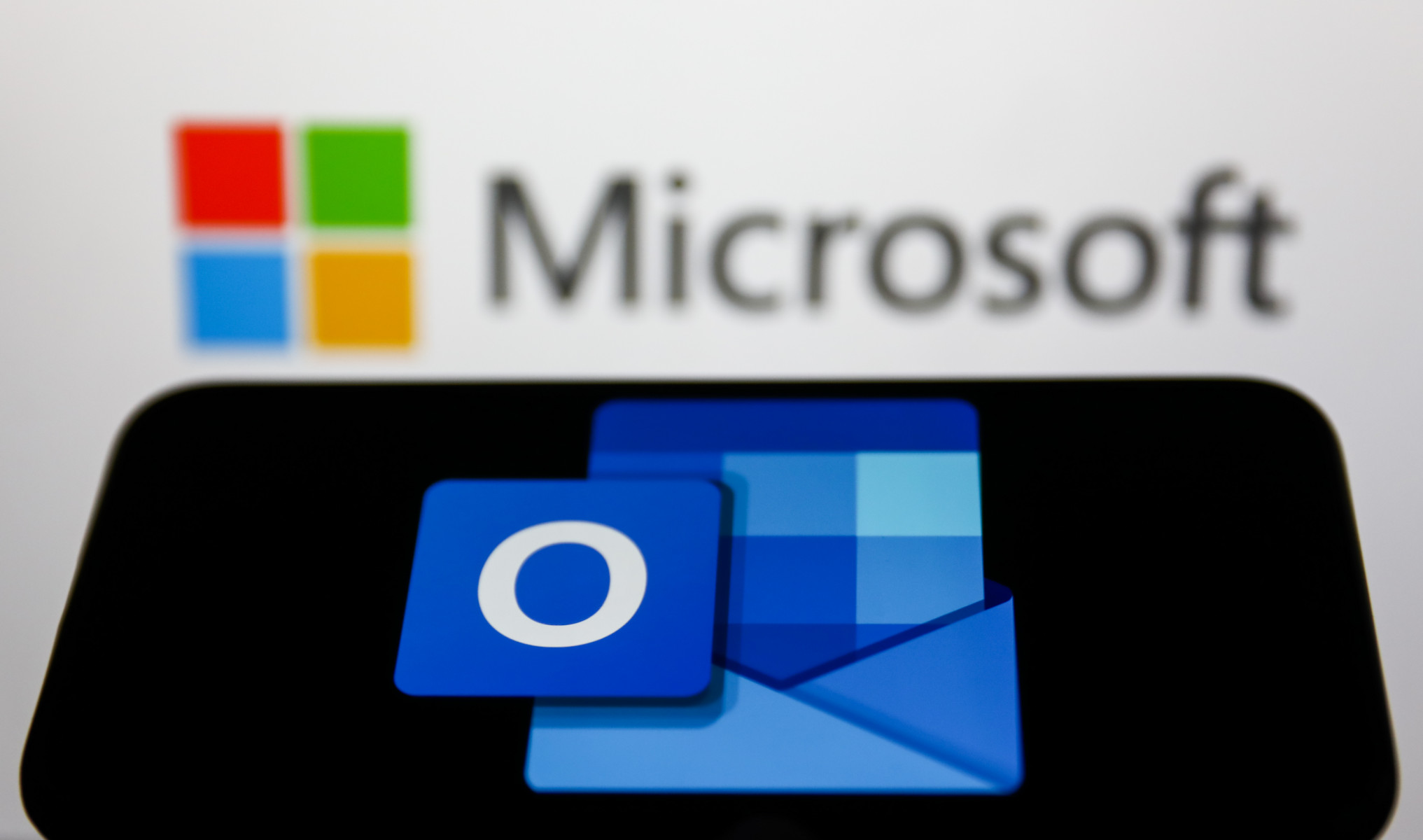 Сбой Outlook: Microsoft исправляет проблему по