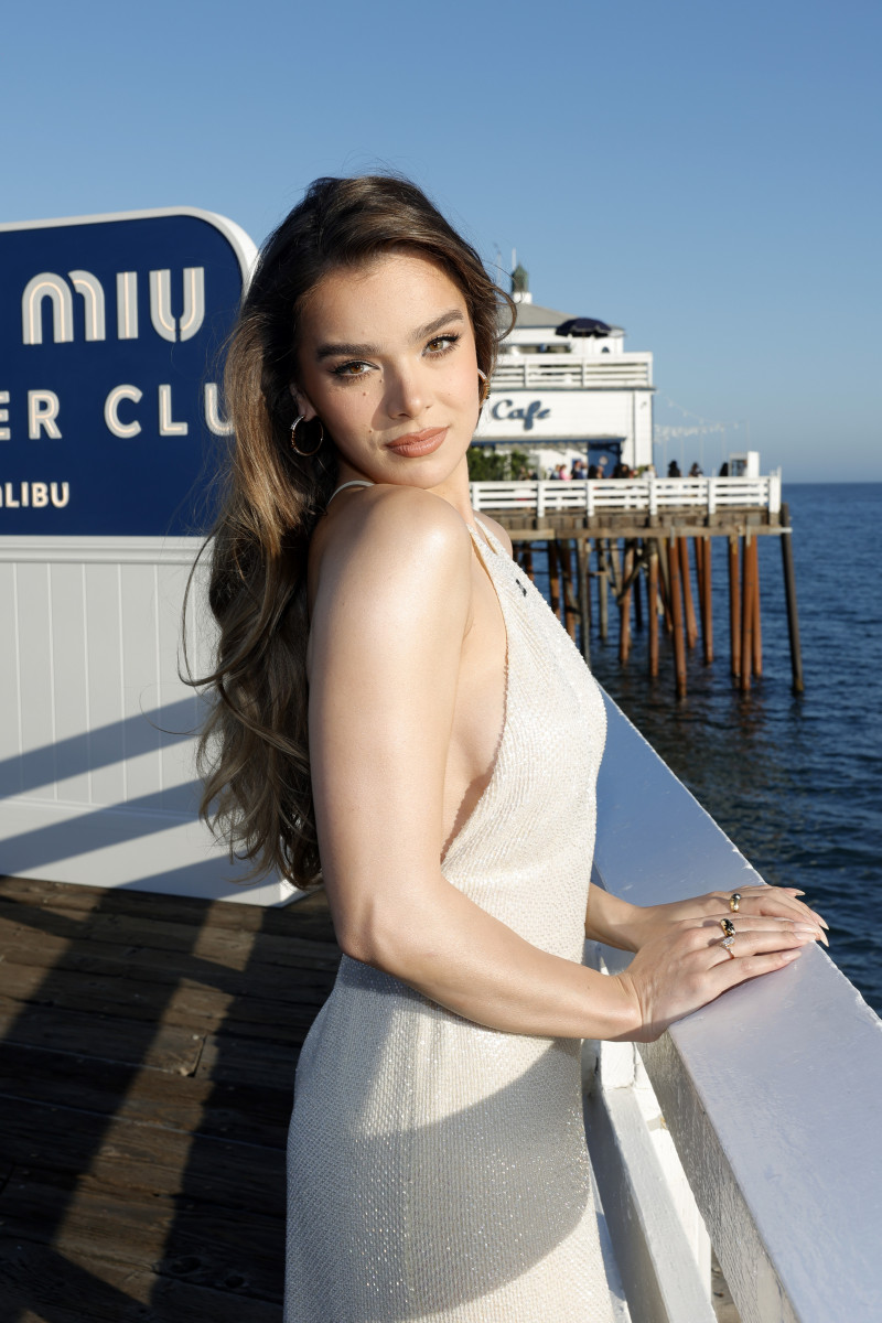 Hailee Steinfeld: чисто знать ее чисто нетто с