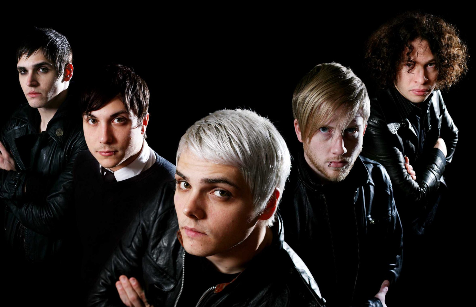 Почему ушел из My Chemical Romance драммер Bob Brya