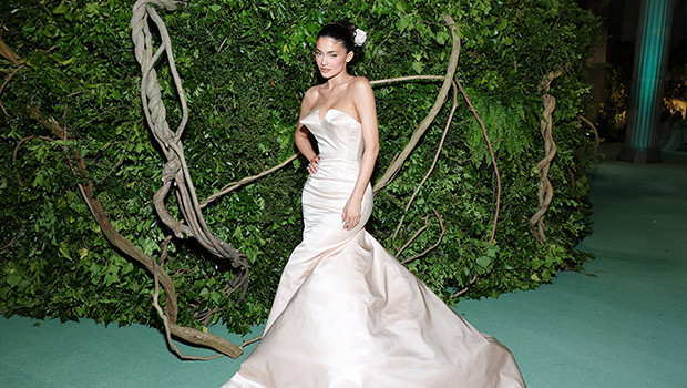 Kylie Jenner на Met Gala 2024: наряд от Oscar de la Renta, р