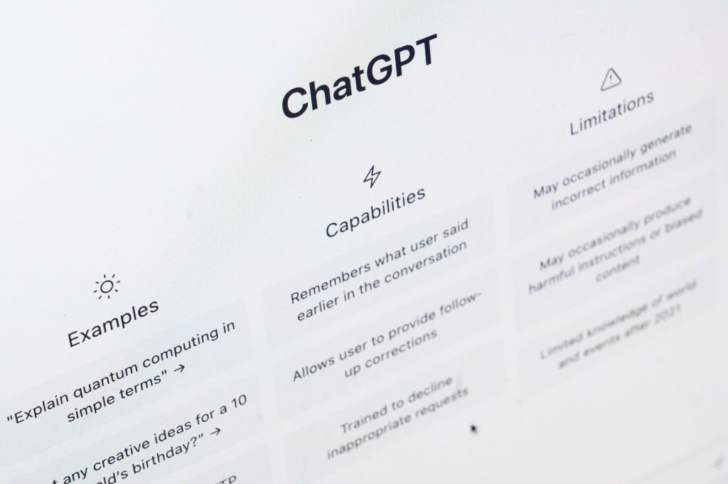 Массовое отключение ChatGPT: причина исто