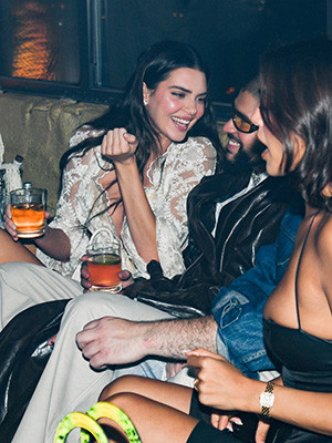 Kendall Jenner и Bad Bunny продолжают разжигать с