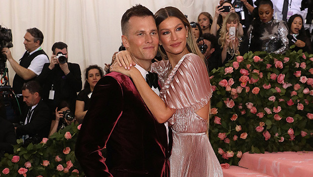 Tom Brady поздравил Gisele Bündchen и Bridget Moynahan с