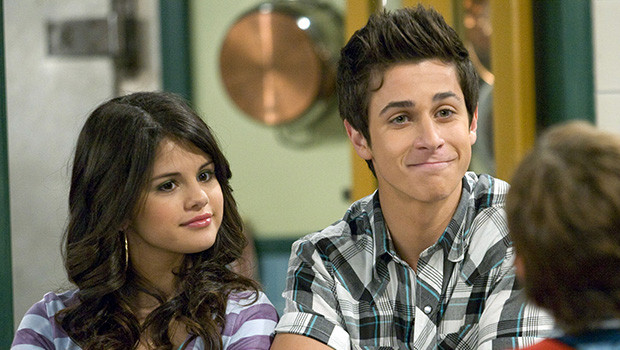 «Все, как кажется: Wizards of Waverly Place воз