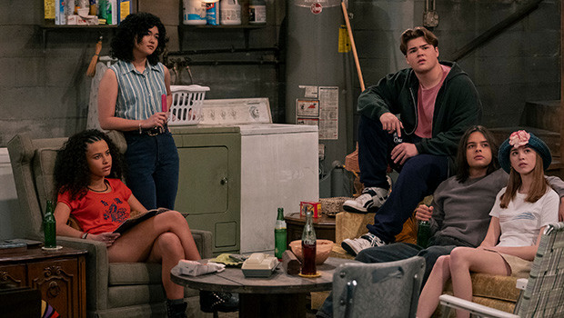 «Сезон 2 сериала That '90s Show обещает бо