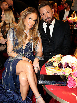 Jennifer Lopez поздравила мужа Бен Аффлека в