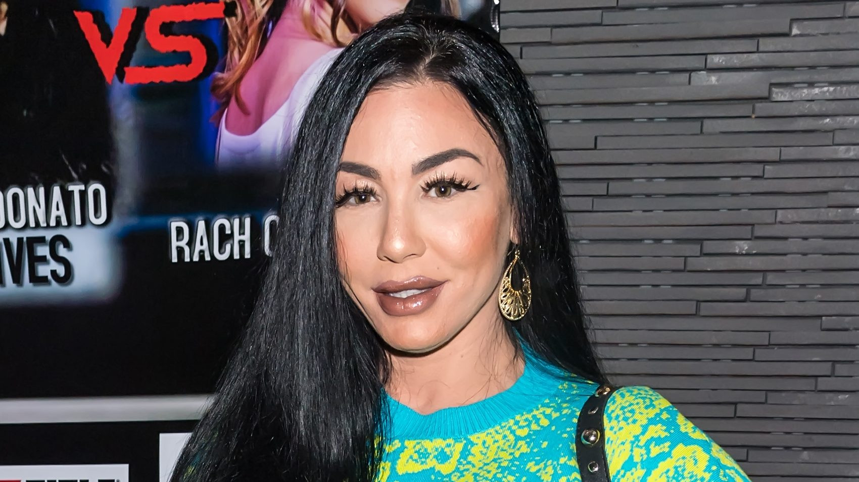 Натали ДиДонато, участница Mob Wives, проп