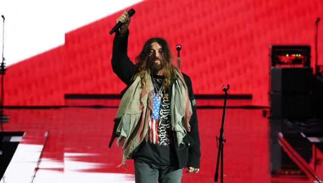 Билли Рэй Сайрус вызвал беспокойство