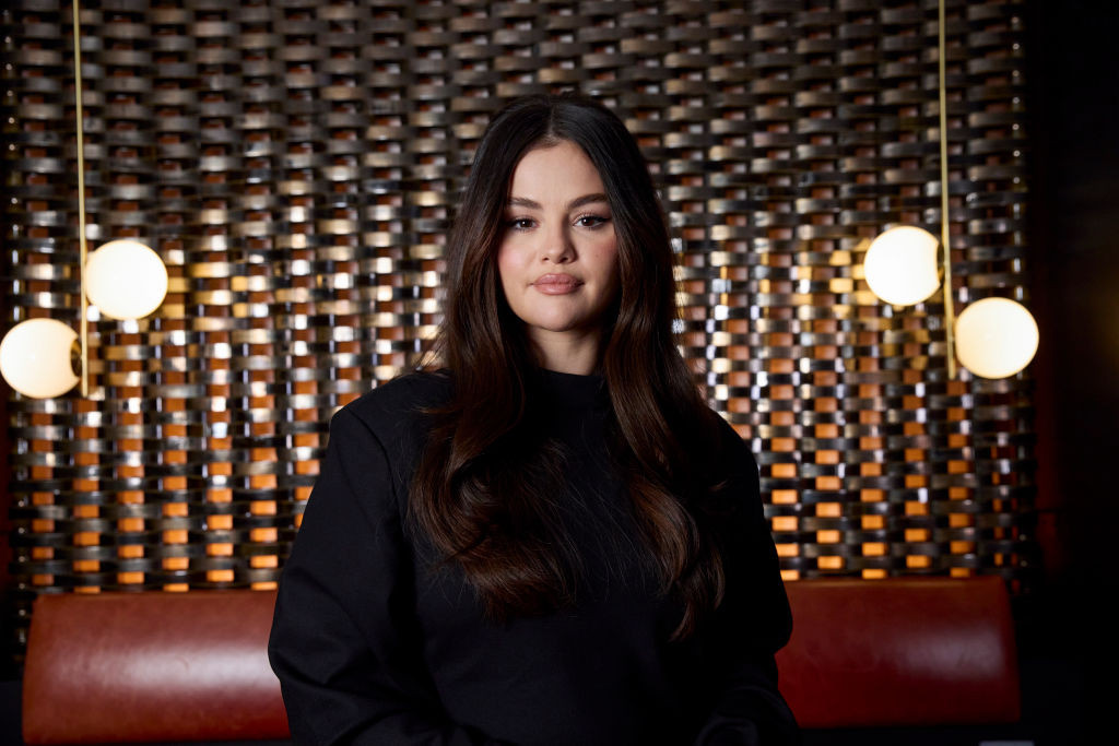 Selena Gomez в слезах из-за депортации: крит