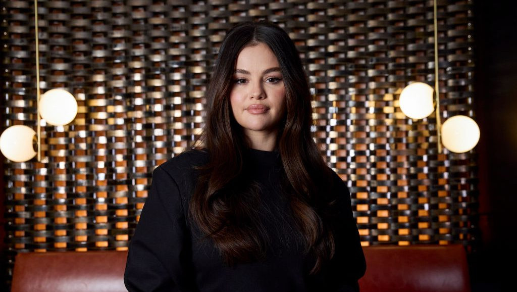 Selena Gomez в слезах из-за депортации: крит