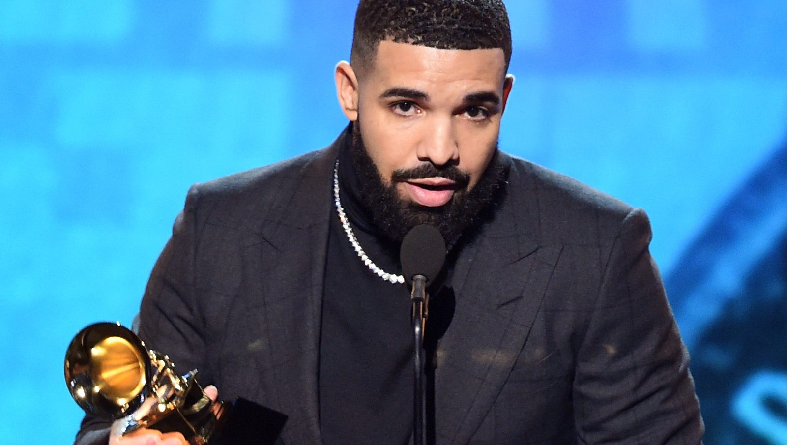 Drake пропустил Грэмми 2025: узнайте, почем