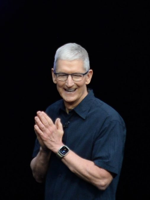 Apple анонсировала новый iPhone 16e: все дета