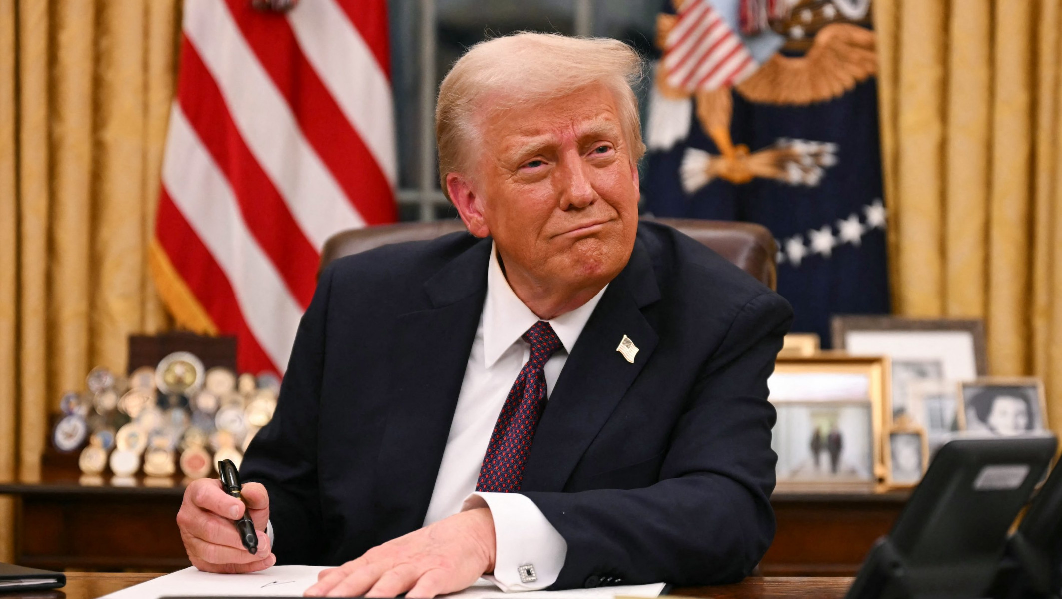 Президент Трамп подписал указ о сниже