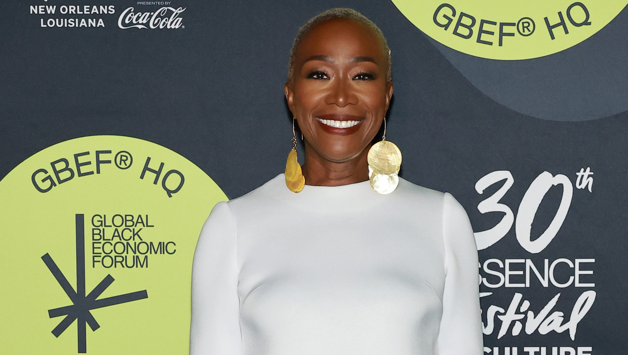 Joy Reid убирают из вечернего эфира MSNBC: пр