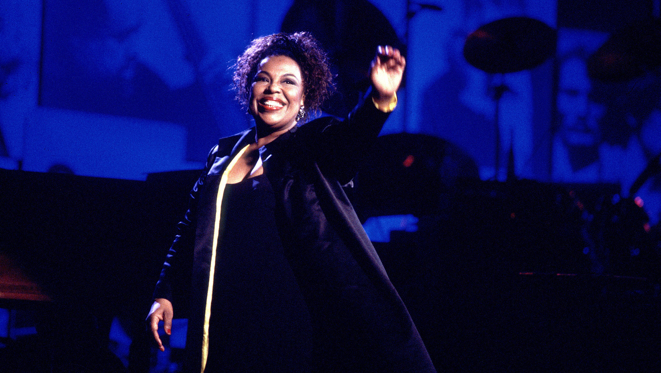 Икона вокала 70-х Roberta Flack скончалась в в