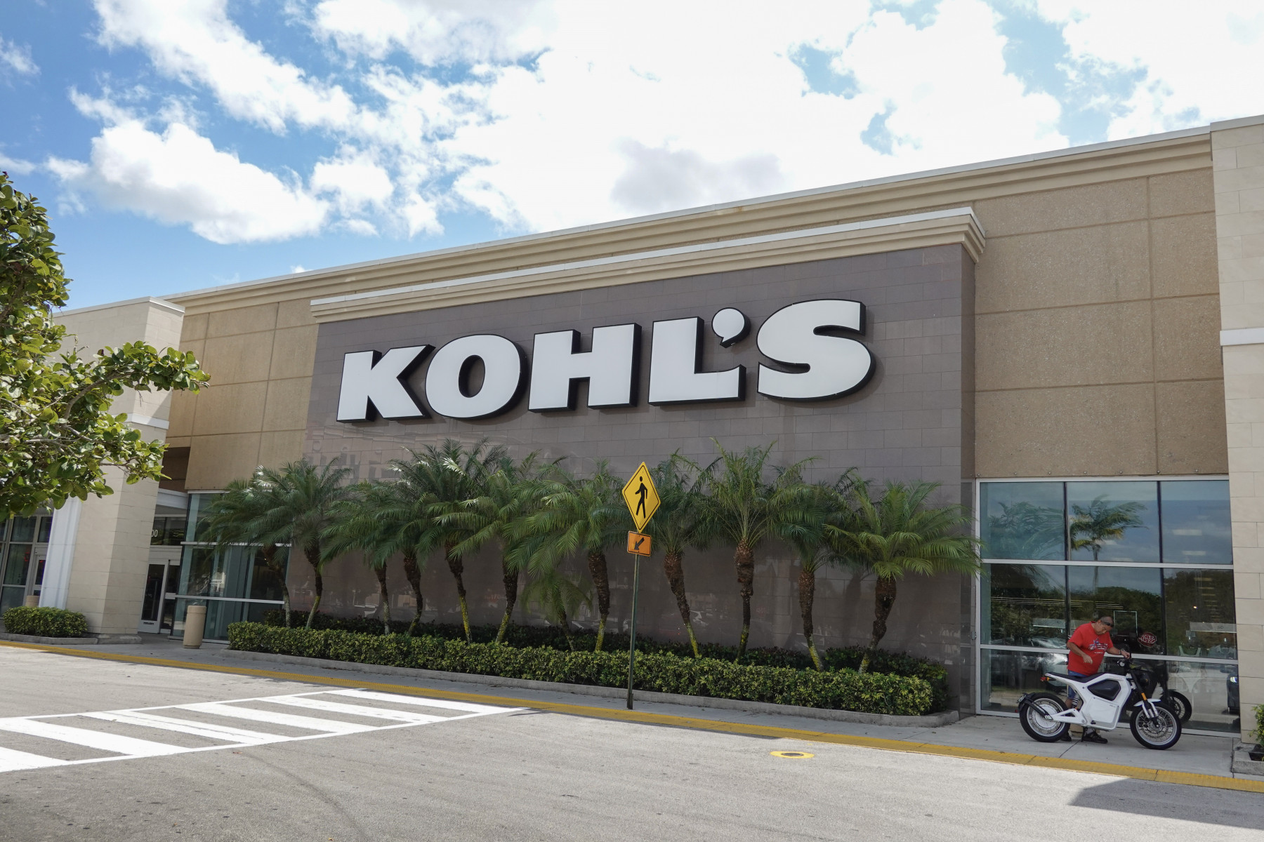 Сенсация: Гендиректор Kohl’s уволен з