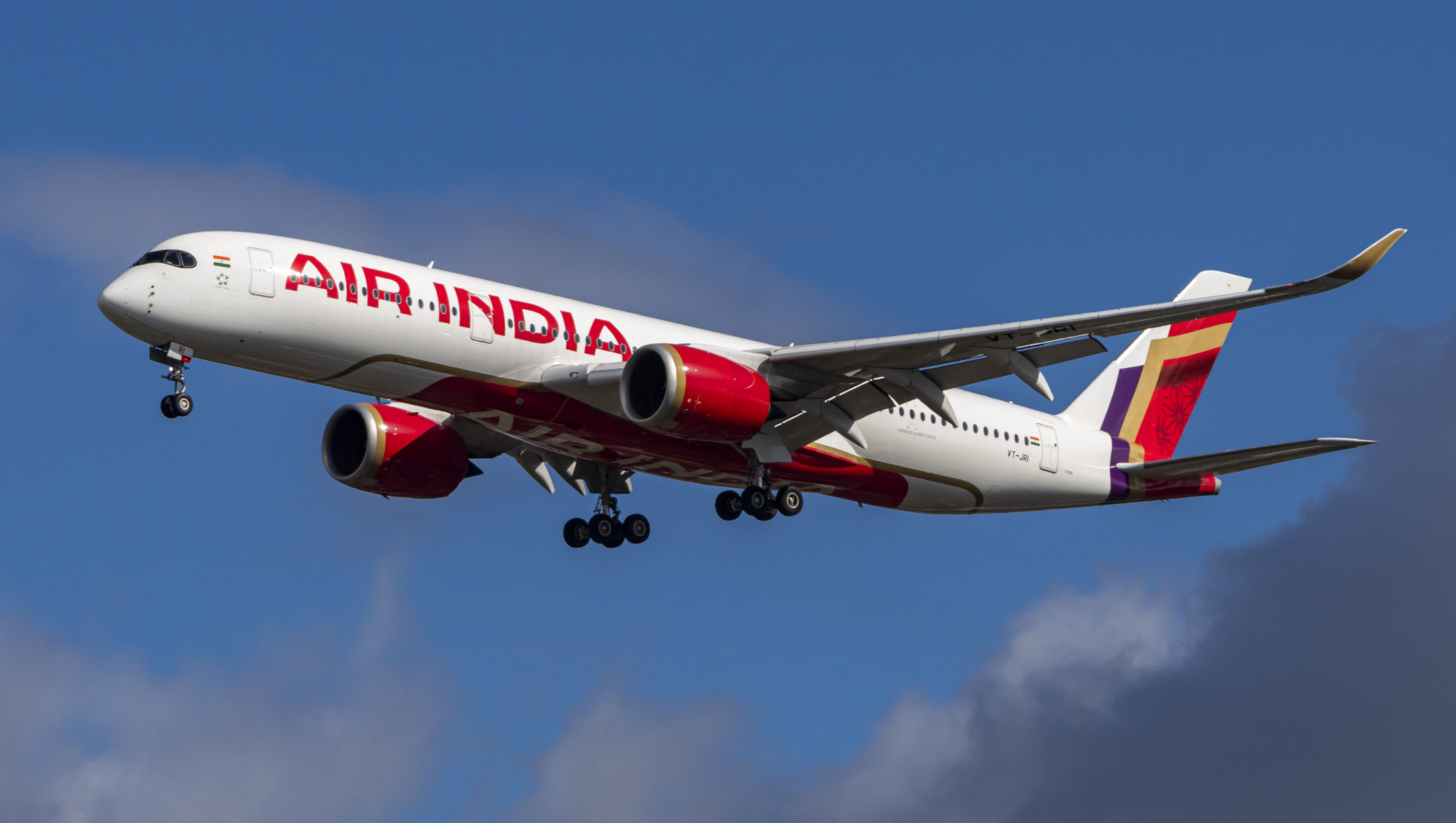 Катастрофа самолета Air India в Ахмедабад