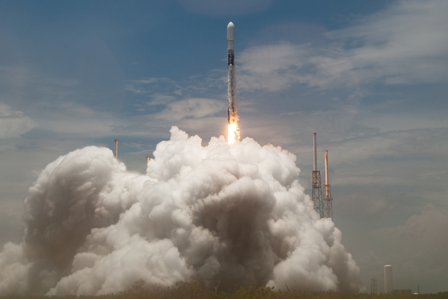 SpaceX столкнулась с несколькими неудача
