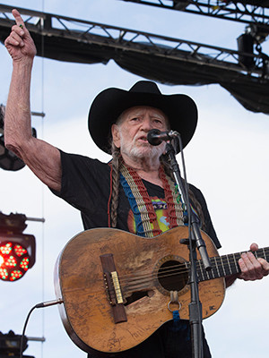 Willie Nelson: его жизнь, музыка и браки —