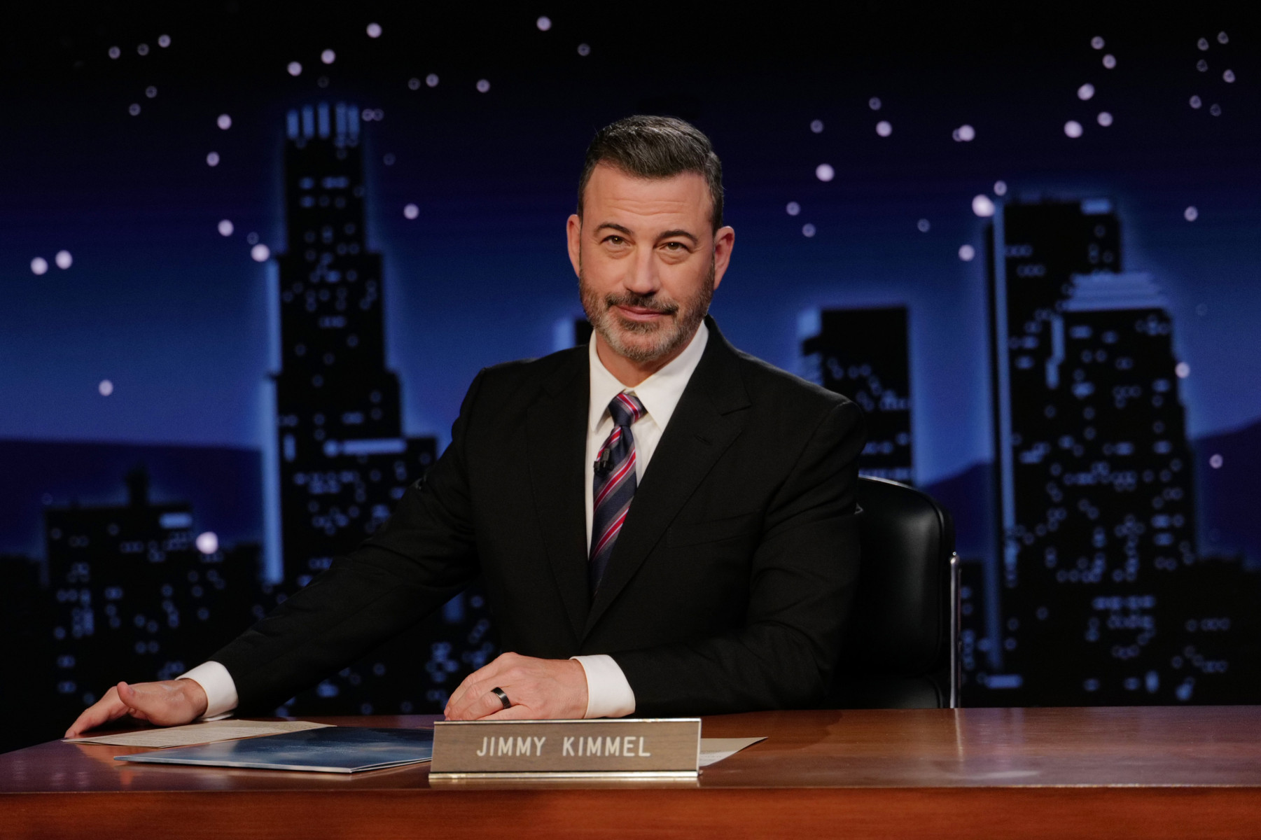 Jimmy Kimmel возвращается на ABC после сканда