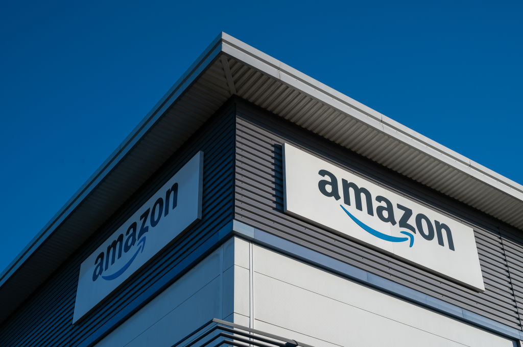 Amazon утвердил массовые увольнения из-з