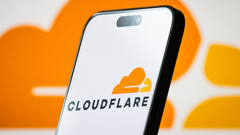 Сбой Cloudflare: что произошло с X.com и други