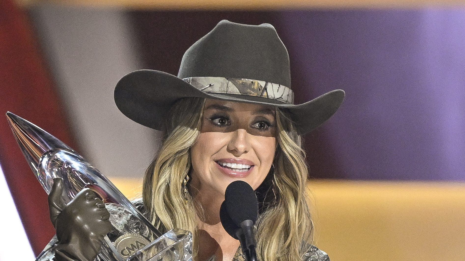 Победительницы итогов Country Music Awards 2025: