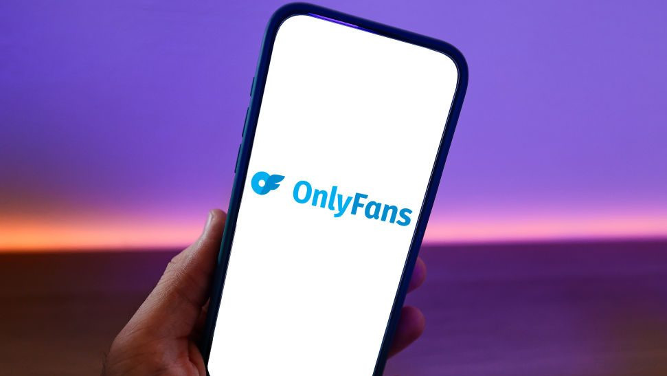 Умер Леонид Радвинский, владелец OnlyFans,