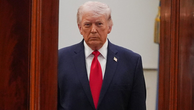 Трамп продолжает готовиться к Пасхальному яйцеколу в Белом доме