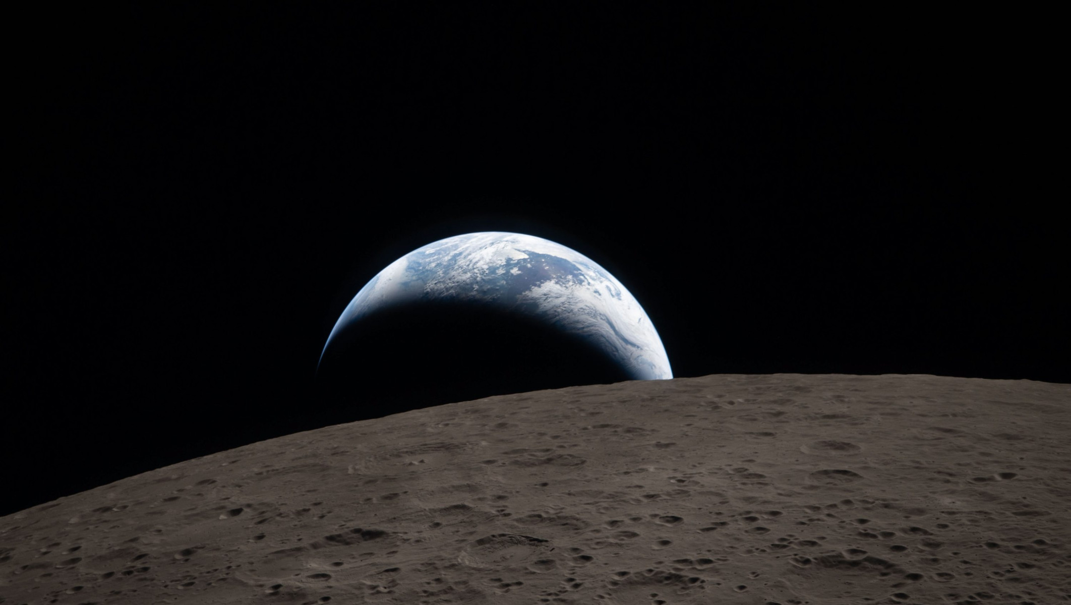 Запуск миссии Artemis II NASA: полет к Луне и