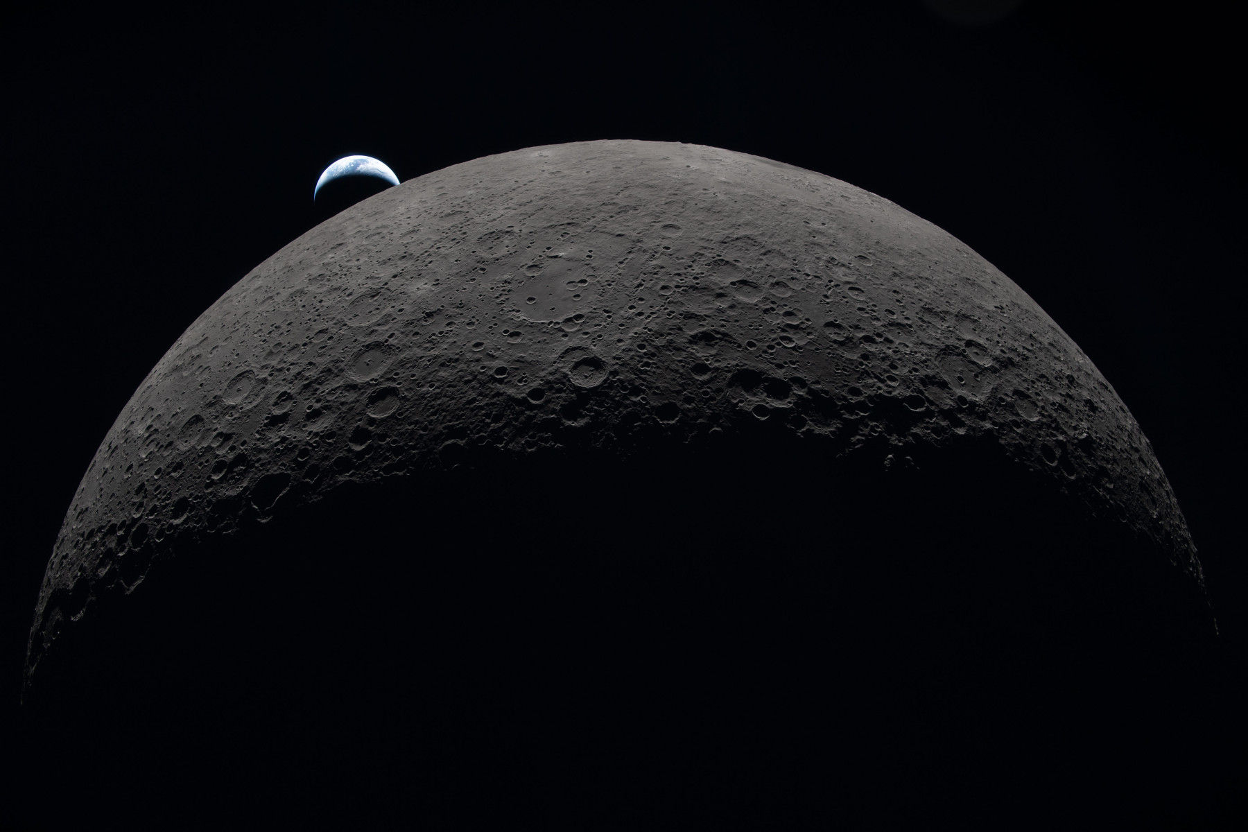 Астронавты Artemis II возвращаются на Земл