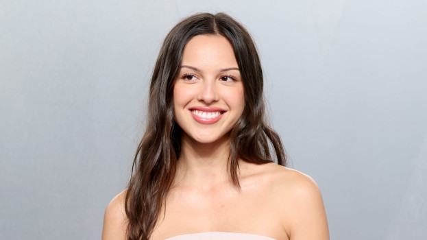 Olivia announced her third album and released a single