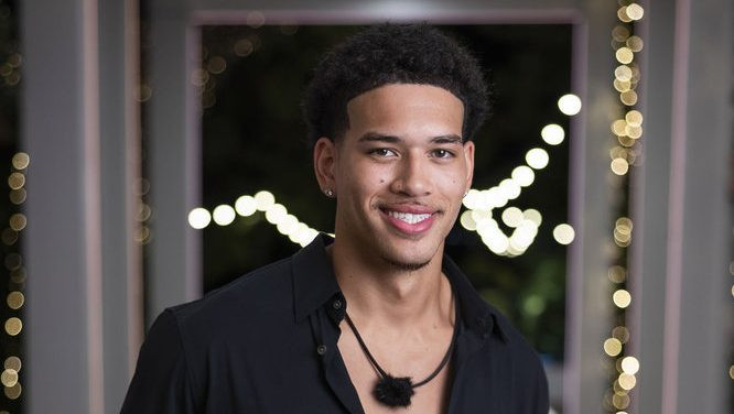 Корбин Мимс: новый участник Love Island USA, который шокировал виллу