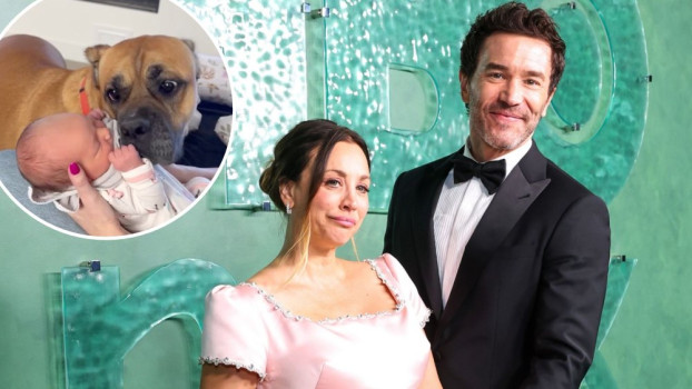 Кейли Куоко показала видео, как новорожденная дочь встречает собаку