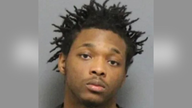 Джейлен Уокер арестован за жестокое обращение с сыном